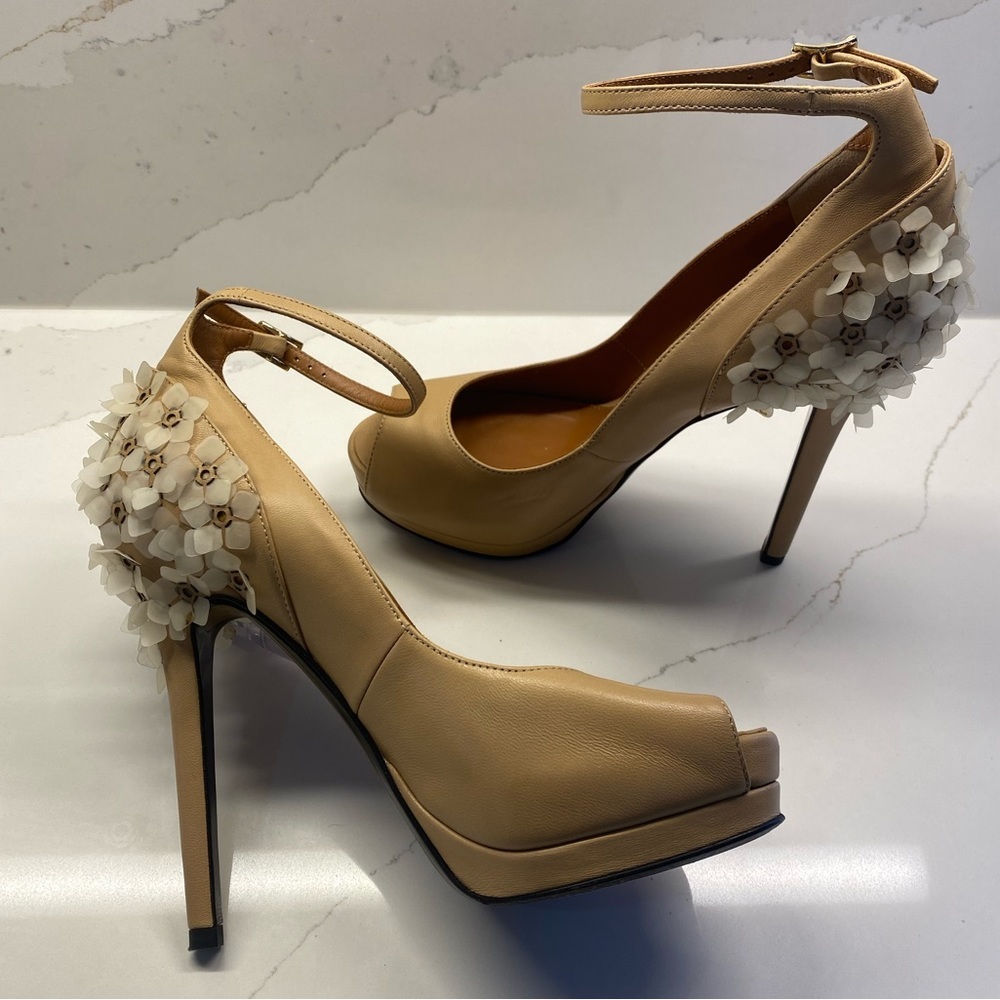 FENDI Spuntata White Floral Heel Platform Peep Toe Nude Shoes Size 7.5 - Picture 4 of 11